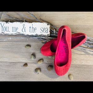 Guppy Love By Blowfish Women’s Slip Ons